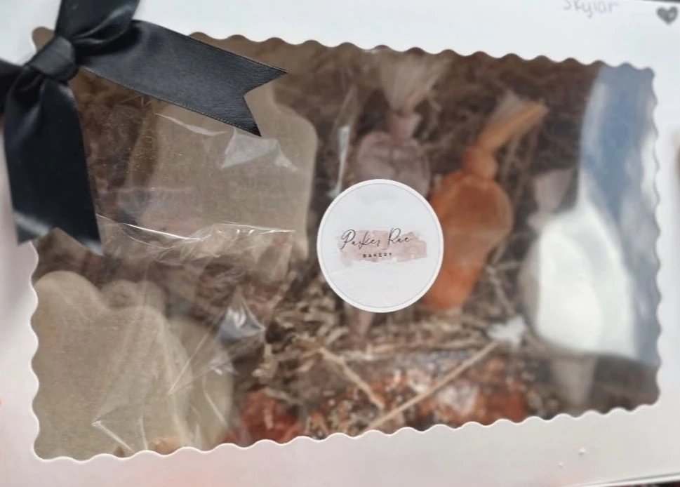 Packaged Parker Rae Bakery cookie decorating kit