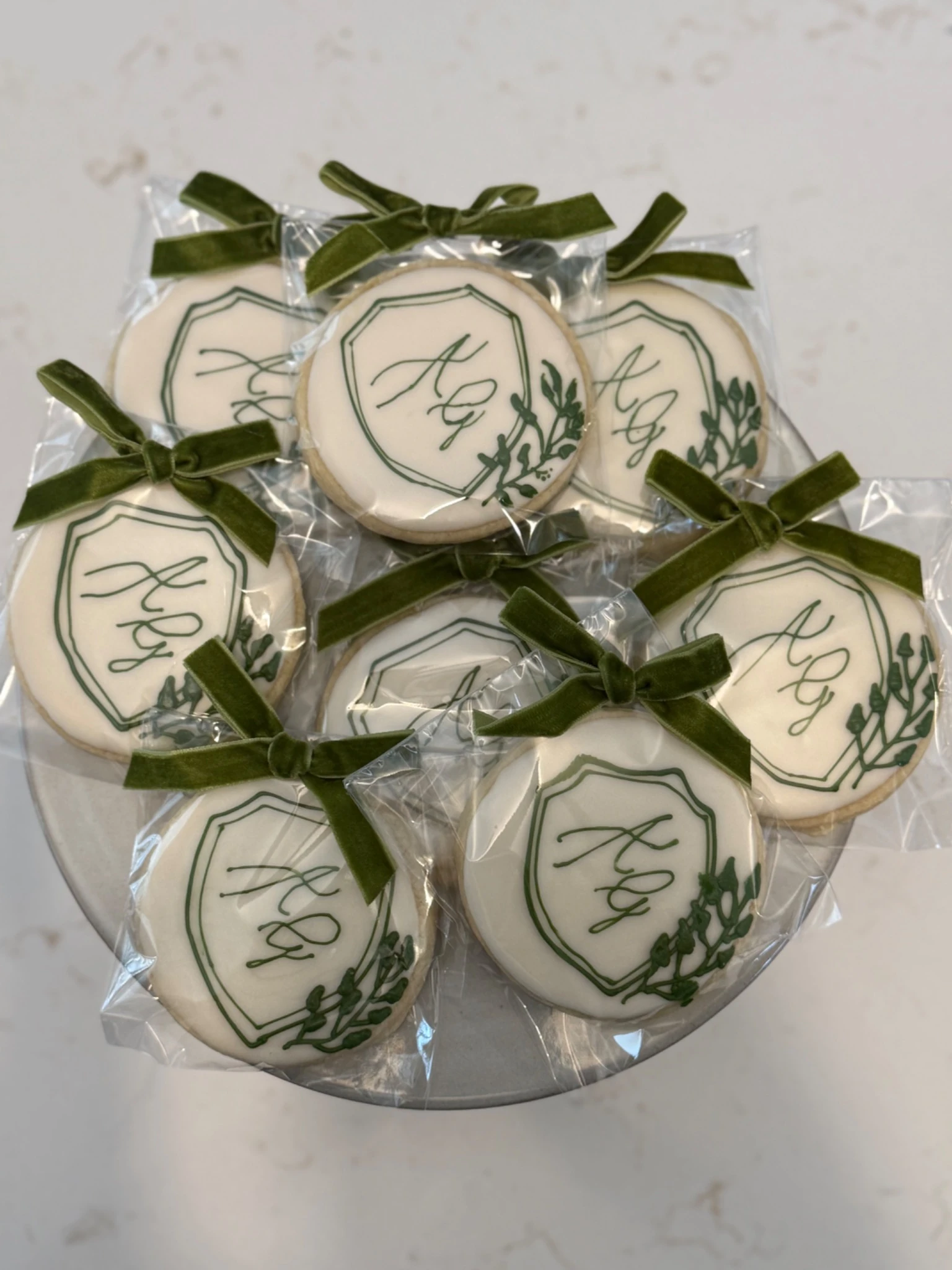 Heat-sealed cookie favors with decorative bows
